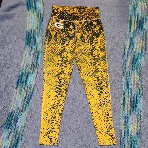 Greem Bay Athletic Leggings with Team Patch